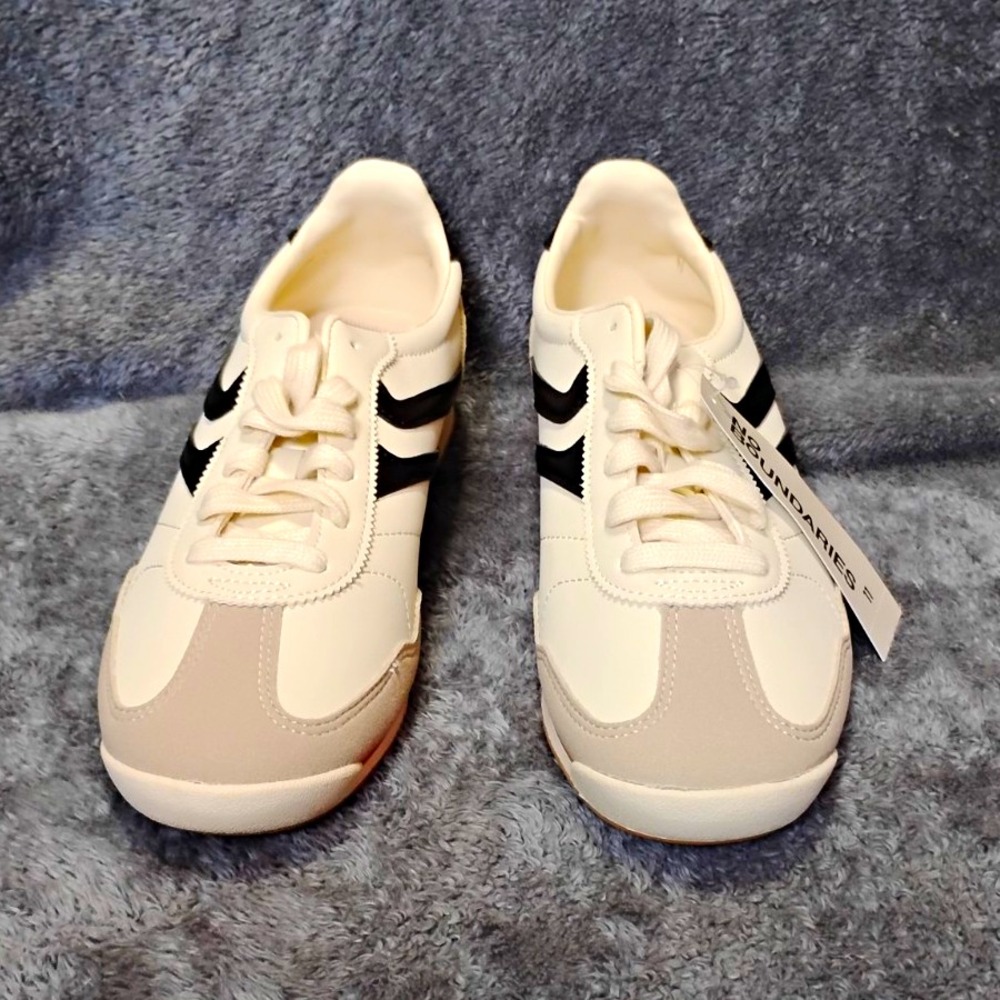 No Boundaries Men's Athletic Low Top Lace-Up Sneakers Colorblock WMNB45CA003